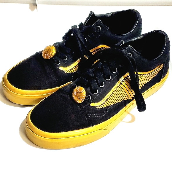 VANS HARRY POTTER GOLDEN SNITCH X OLD SCHOOL SHOES. UNISEX M-Sz:7.5 W-Sz:9 - Picture 1 of 11